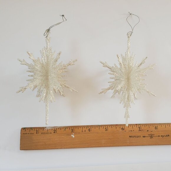 White Silver Starburst Christmas Tree Ornaments Set of 2 - Picture 4 of 7